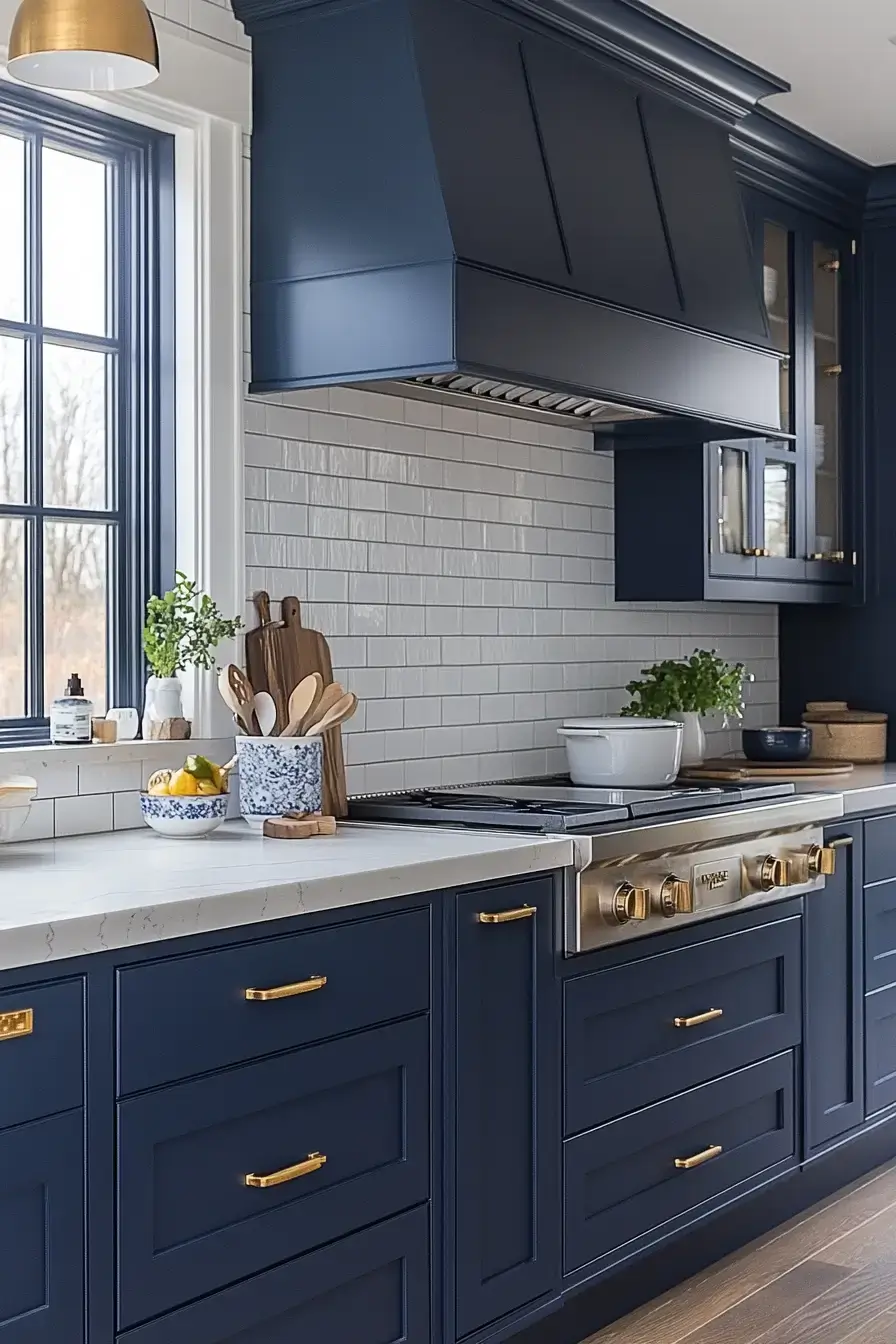 29 Shaker Kitchen Cabinets That Work in Almost Every Style of Home 6