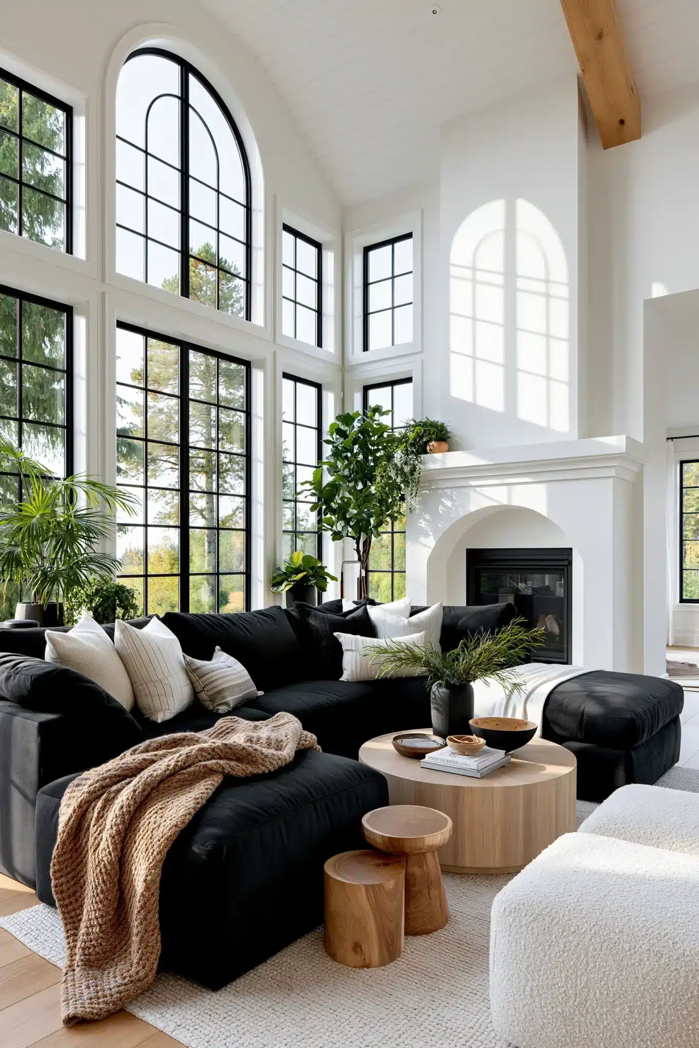 29 Black and White Living Room Decor Ideas with Real Contrast 27
