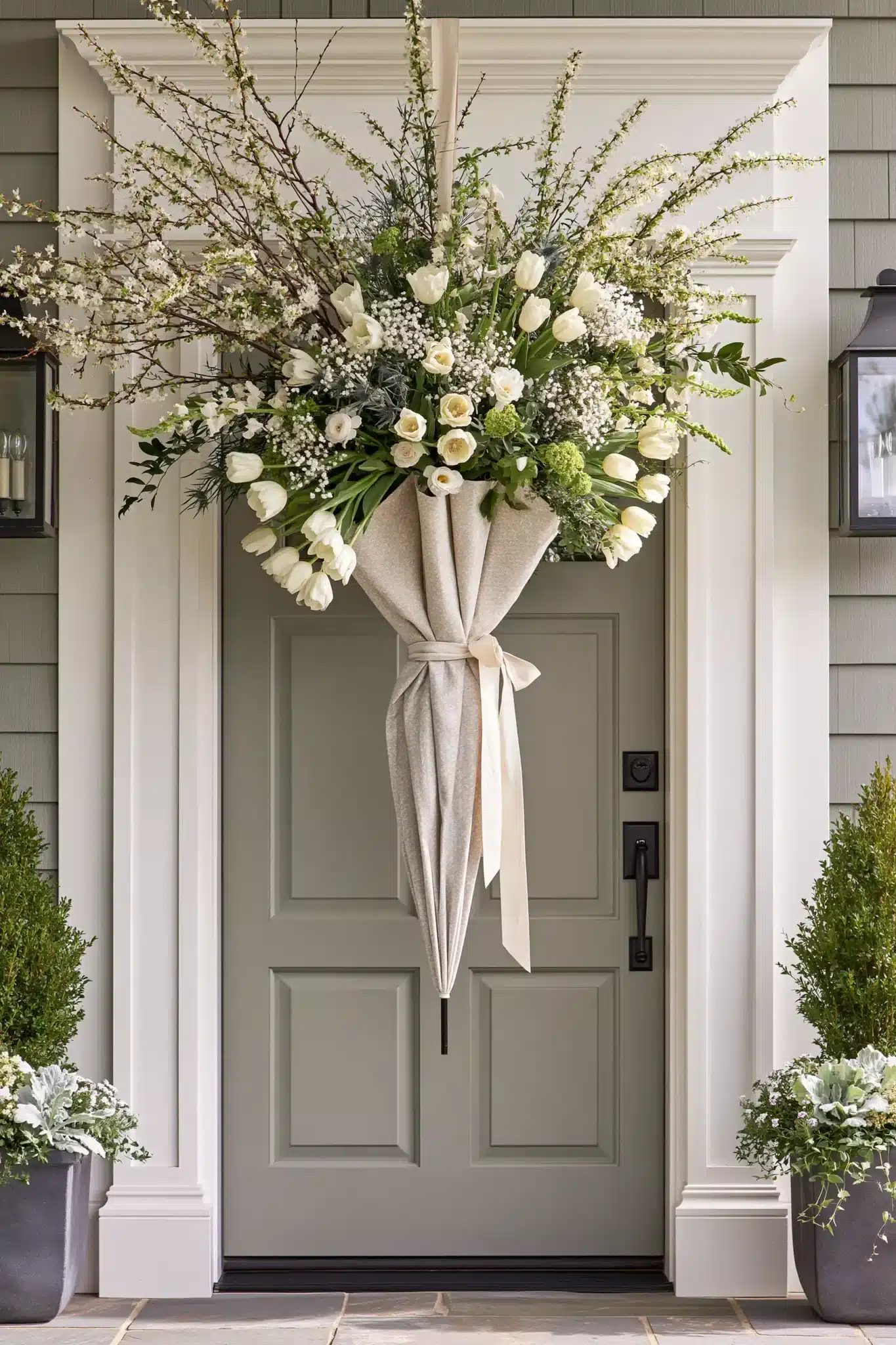 29 Spring Front Door Decor Ideas for an Entrance That Feels Fresh 17 spring front door decor