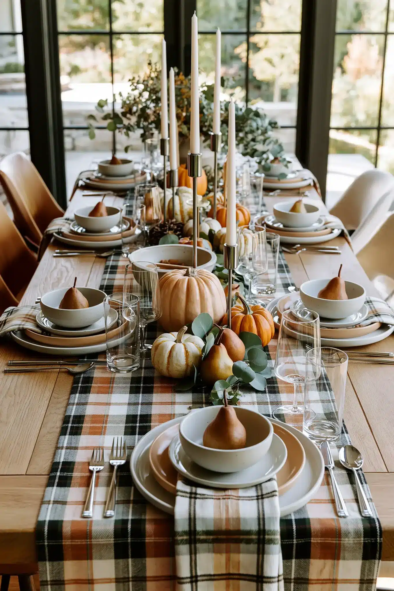 29 Thanksgiving Table Decor Ideas for a Centerpiece That Leaves Room for Plates 21 thanksgiving table decor ideas