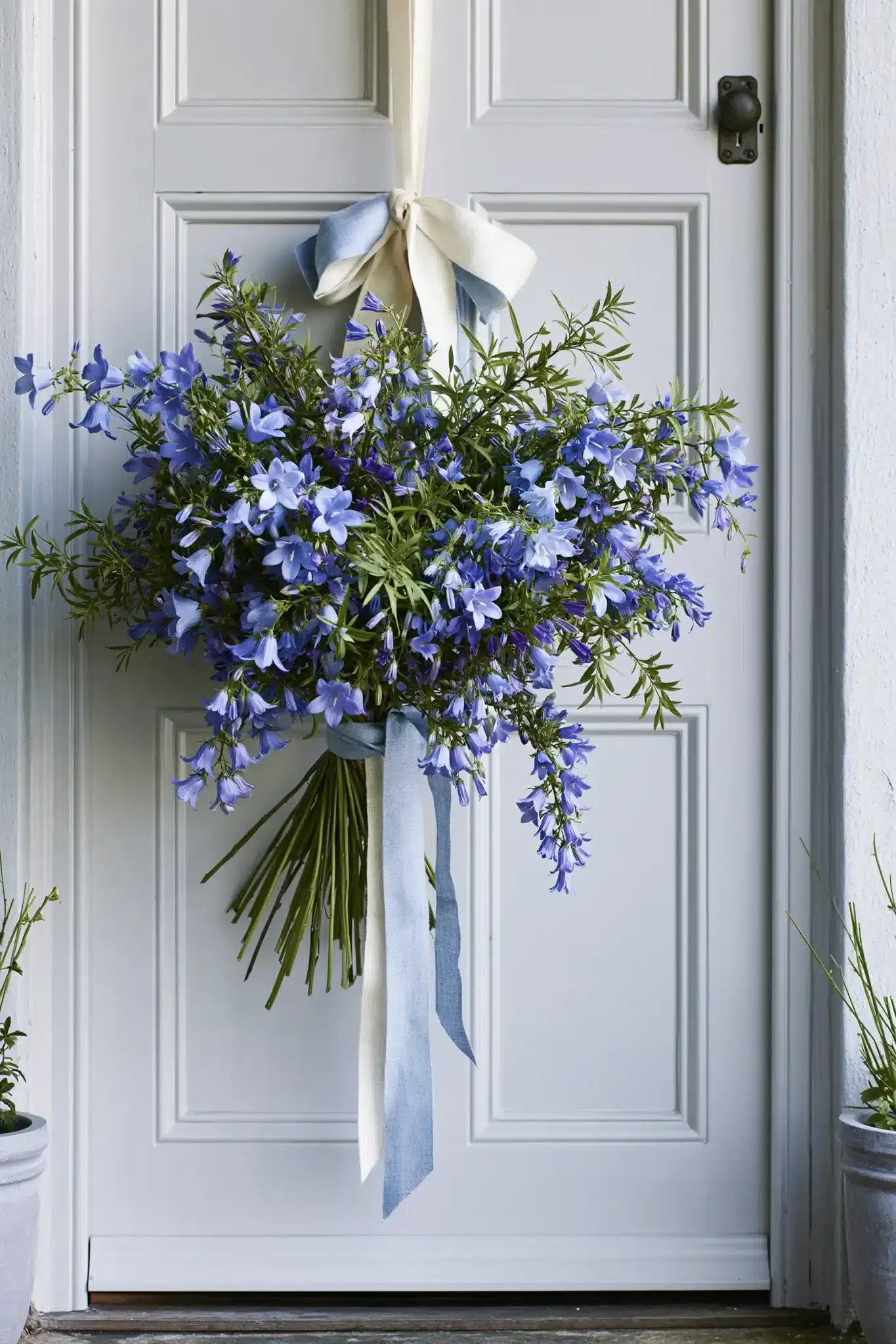 29 Spring Front Door Decor Ideas for an Entrance That Feels Fresh 25 spring front door decor
