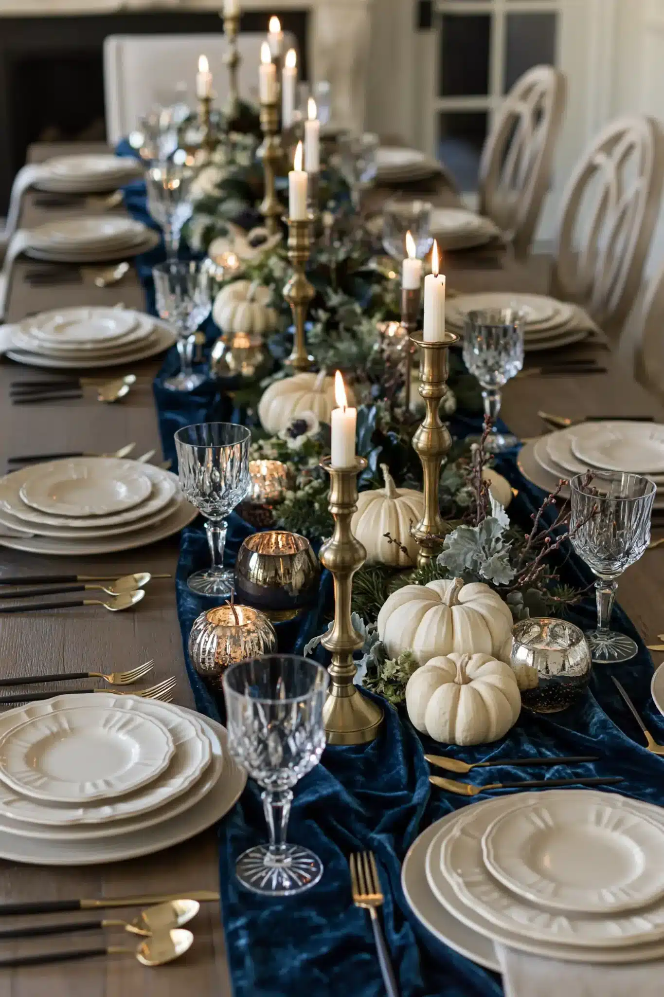 29 Blue Thanksgiving Table Decor Ideas Beyond the Usual Orange 11 blue thanksgiving table decor