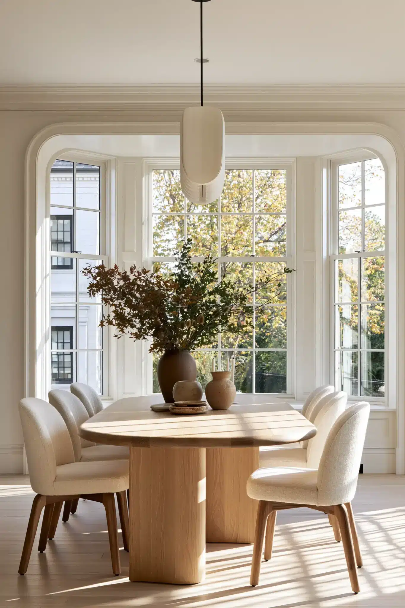 29 Mid Century Modern Dining Room Ideas With Clean Lines 21 mid century modern dining room