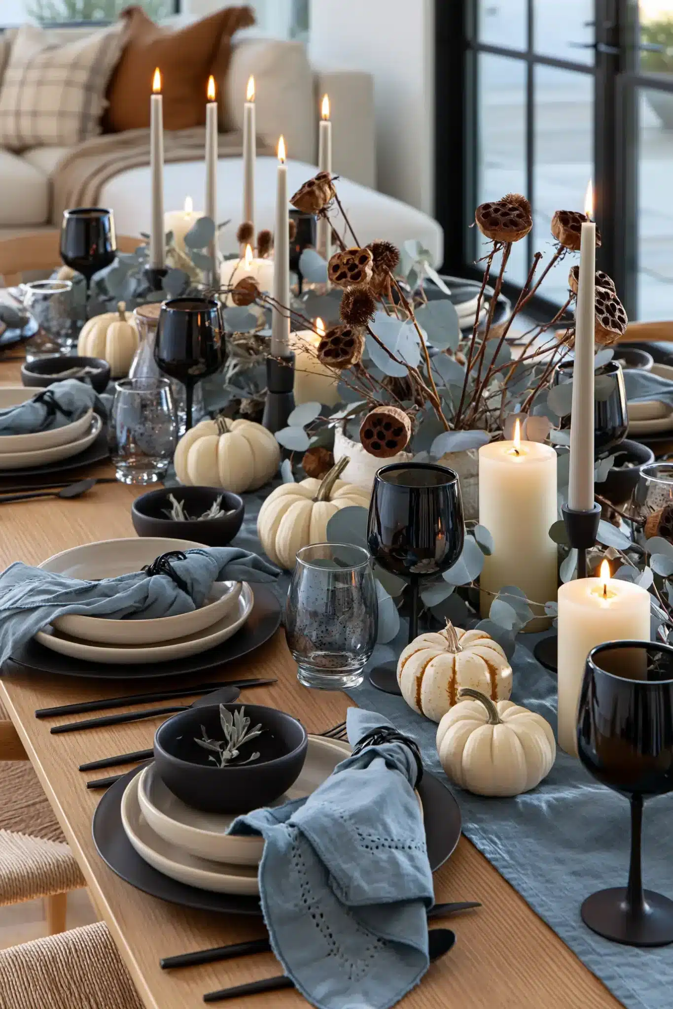 29 Blue Thanksgiving Table Decor Ideas Beyond the Usual Orange 23 blue thanksgiving table decor