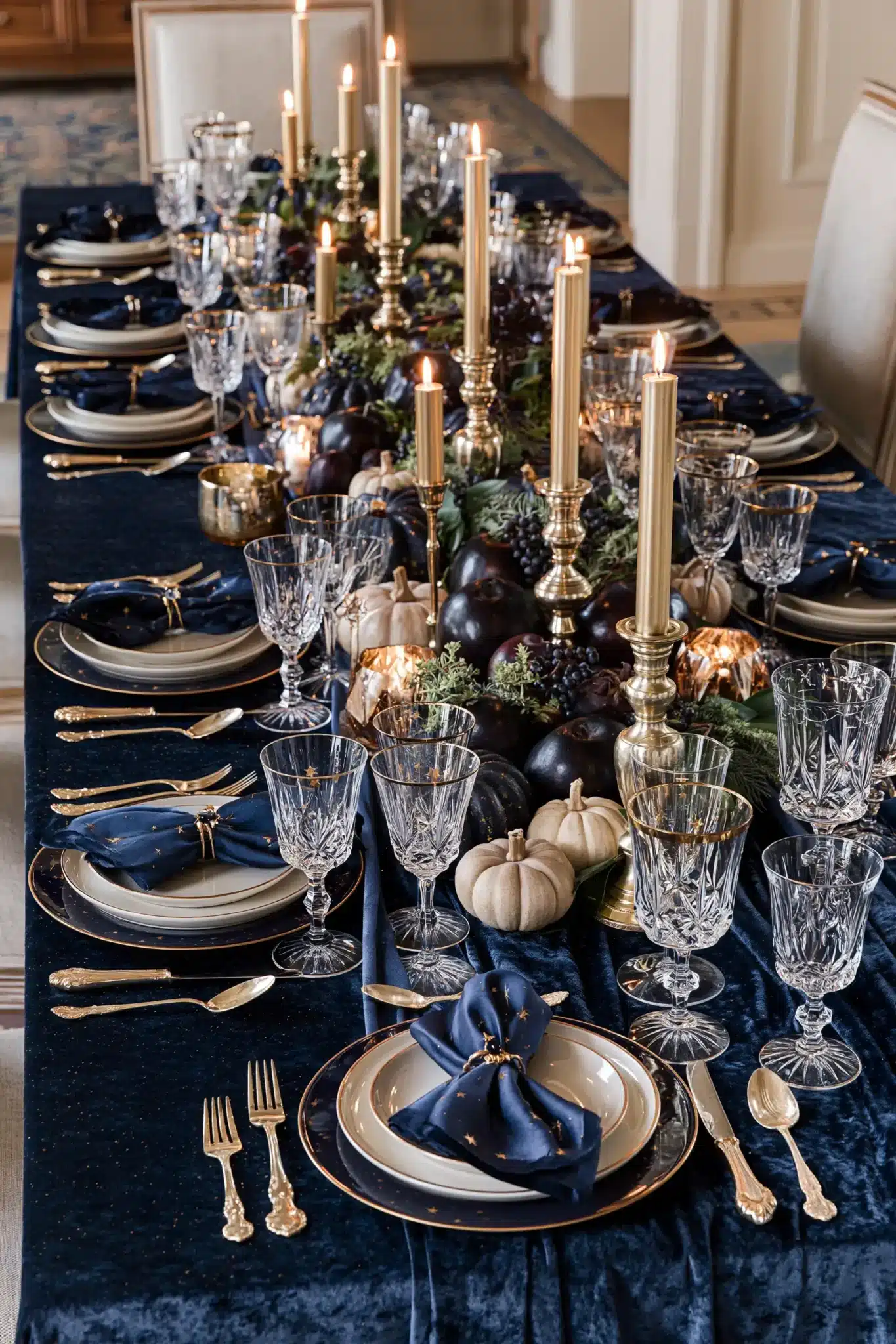 29 Blue Thanksgiving Table Decor Ideas Beyond the Usual Orange 24 blue thanksgiving table decor