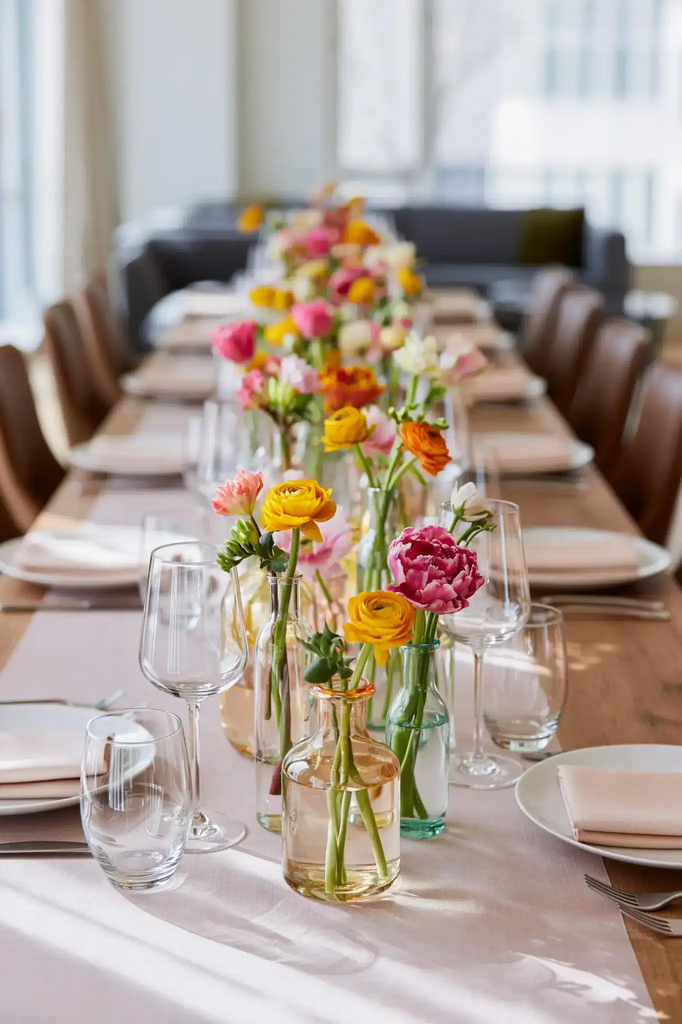29 Dining Room Table Centerpiece Ideas You Can Build in Minutes 28 dining room table centerpiece ideas