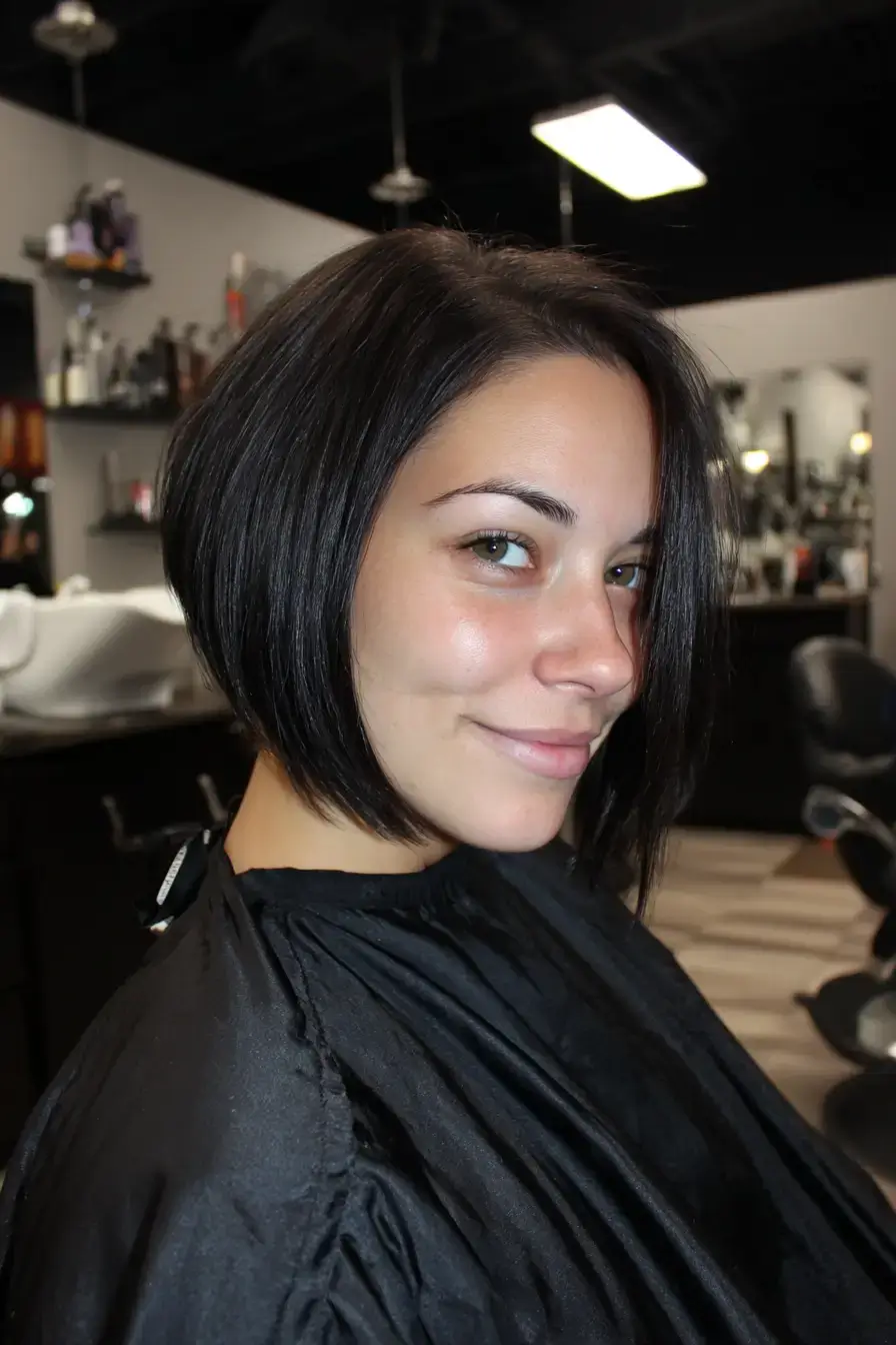 50 Best Haircuts for Round Faces, From Pixies to Long Layers 5 round face haircuts
