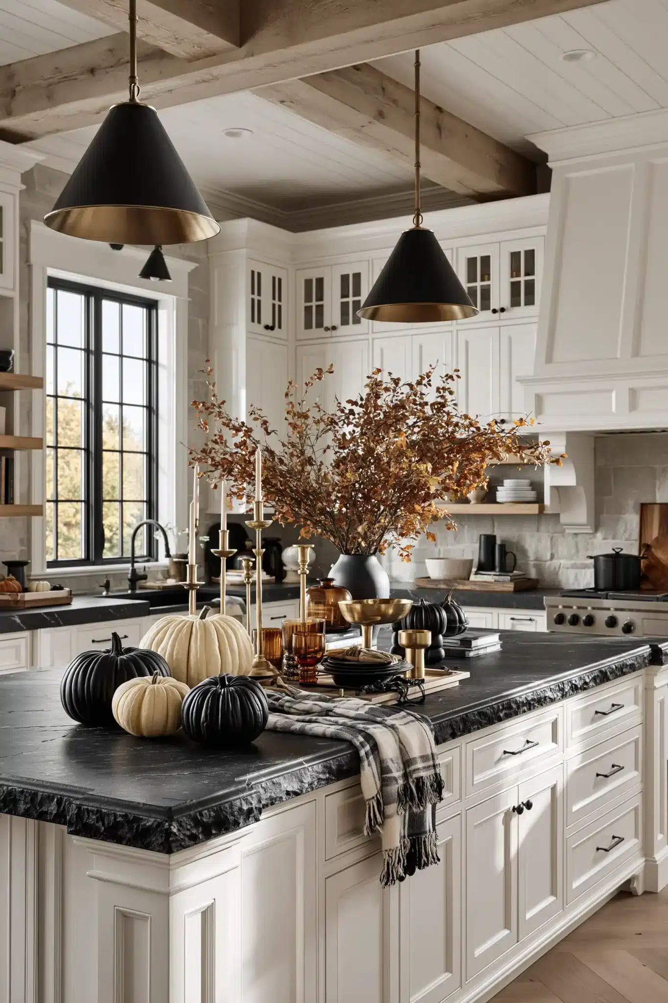 29 Elegant Halloween Decor Ideas That Skip the Plastic 6 elegant halloween decor